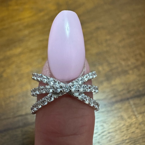 Diamonique Sterling Silver Pave Rolling Ring SZ 5 . New in box . - Picture 4 of 6